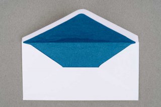 Briefumschläge DIN lang, Weiß mit Innenfutter in Blau